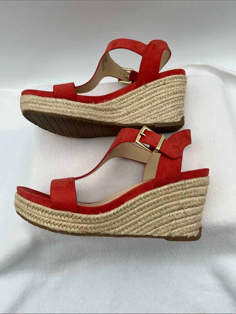 Kenneth Cole Reaction Spiced Coral Suede Espadrille Wedge Sandals